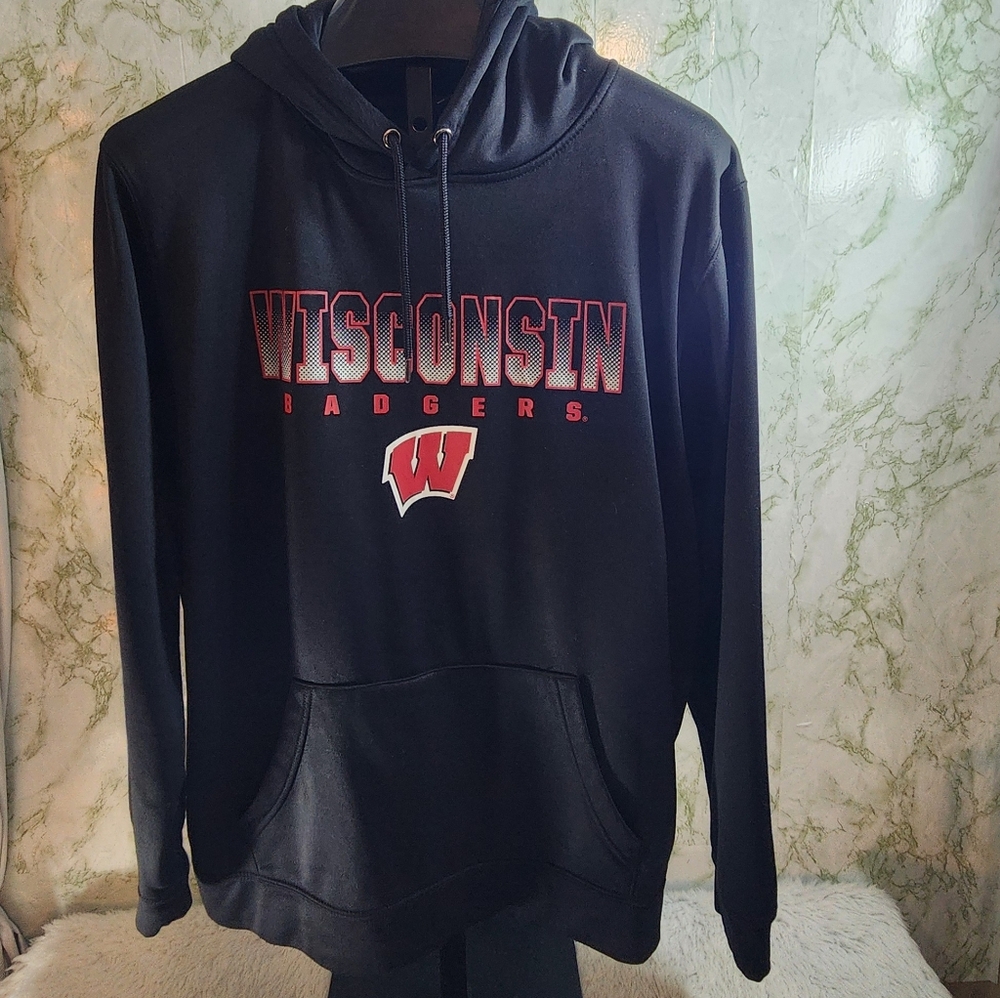 WISCONSIN BADGERS Polyester Pullover Hoodie